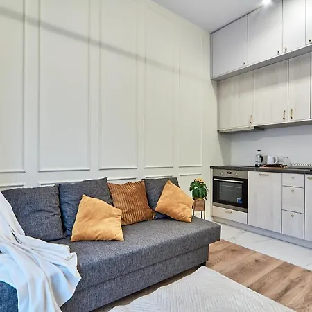 Superapart Marywilska 68b Daire Varşova